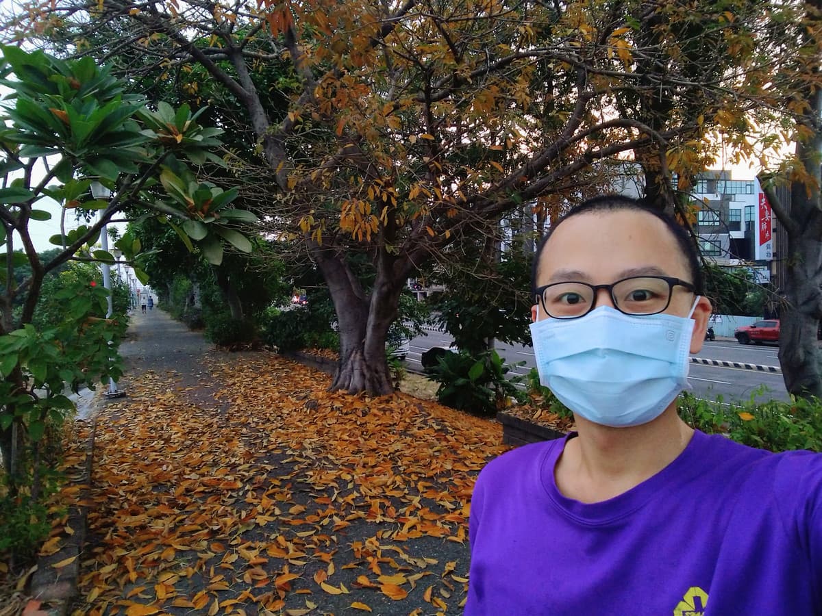 10月底，總算是見到一絲秋意了😀